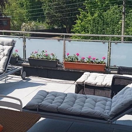 Liege 4420 Rue Jean Jaures 45 Grande Maison Joyeuse Avec Terrasse 30M2 Pour 8 Personnes Maximum Saint-Nicolas (Liege) Exterior foto